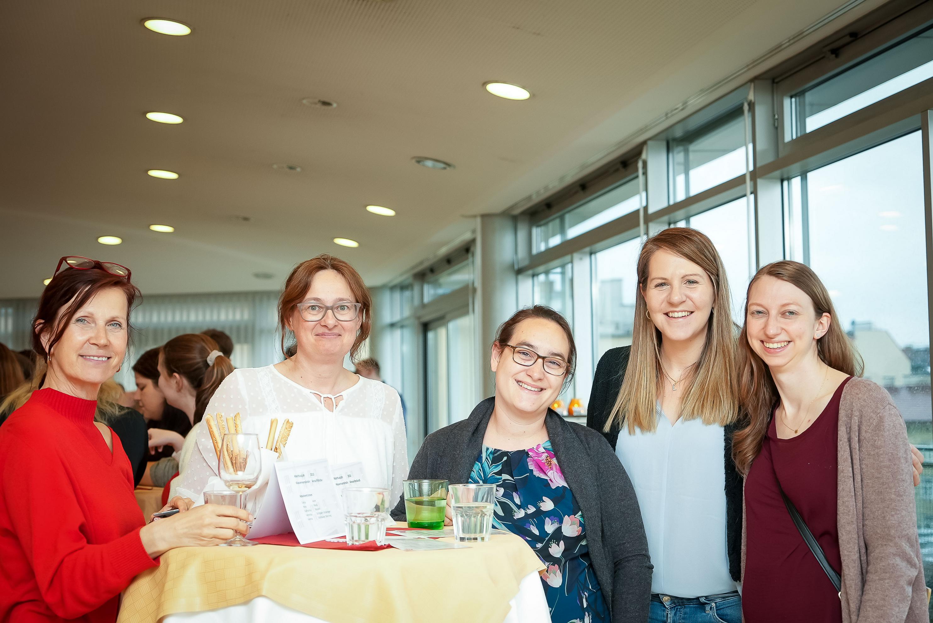 AbsolventenInnen Treffen in der HLW 10