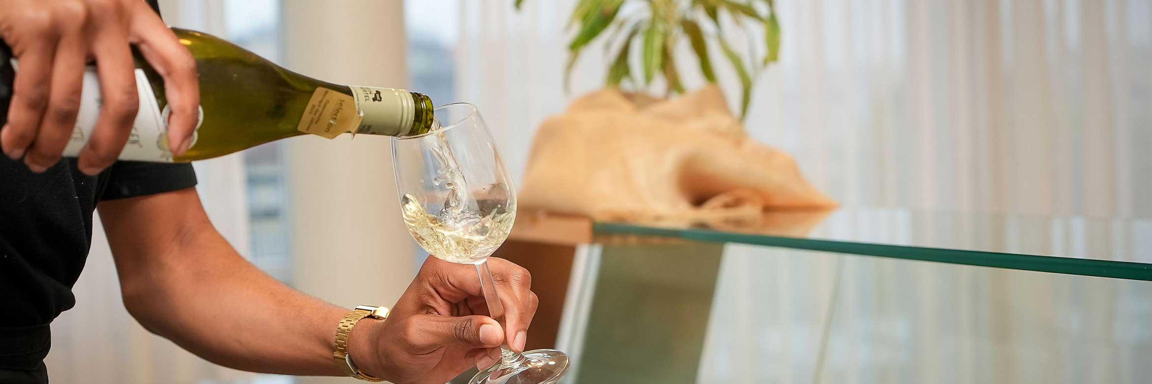 Einladung zum Absolvent*innen-Treffen