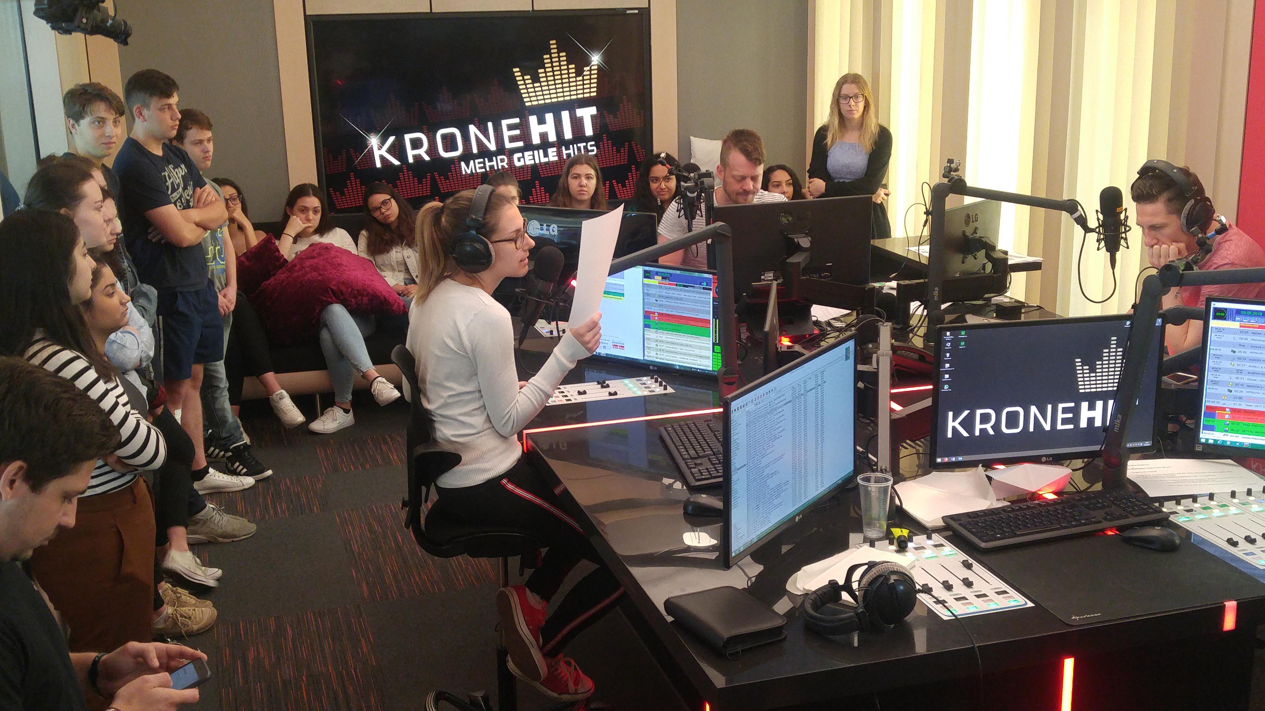 Besuch bei Kronehit im Studio