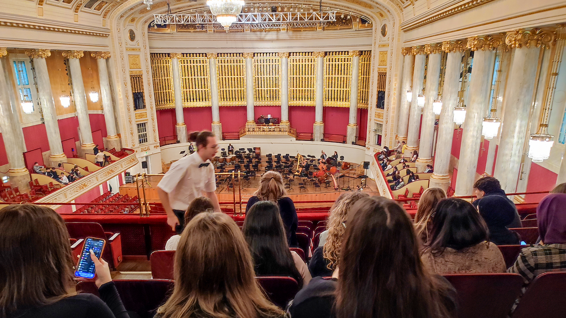 Blick in den großen Saal