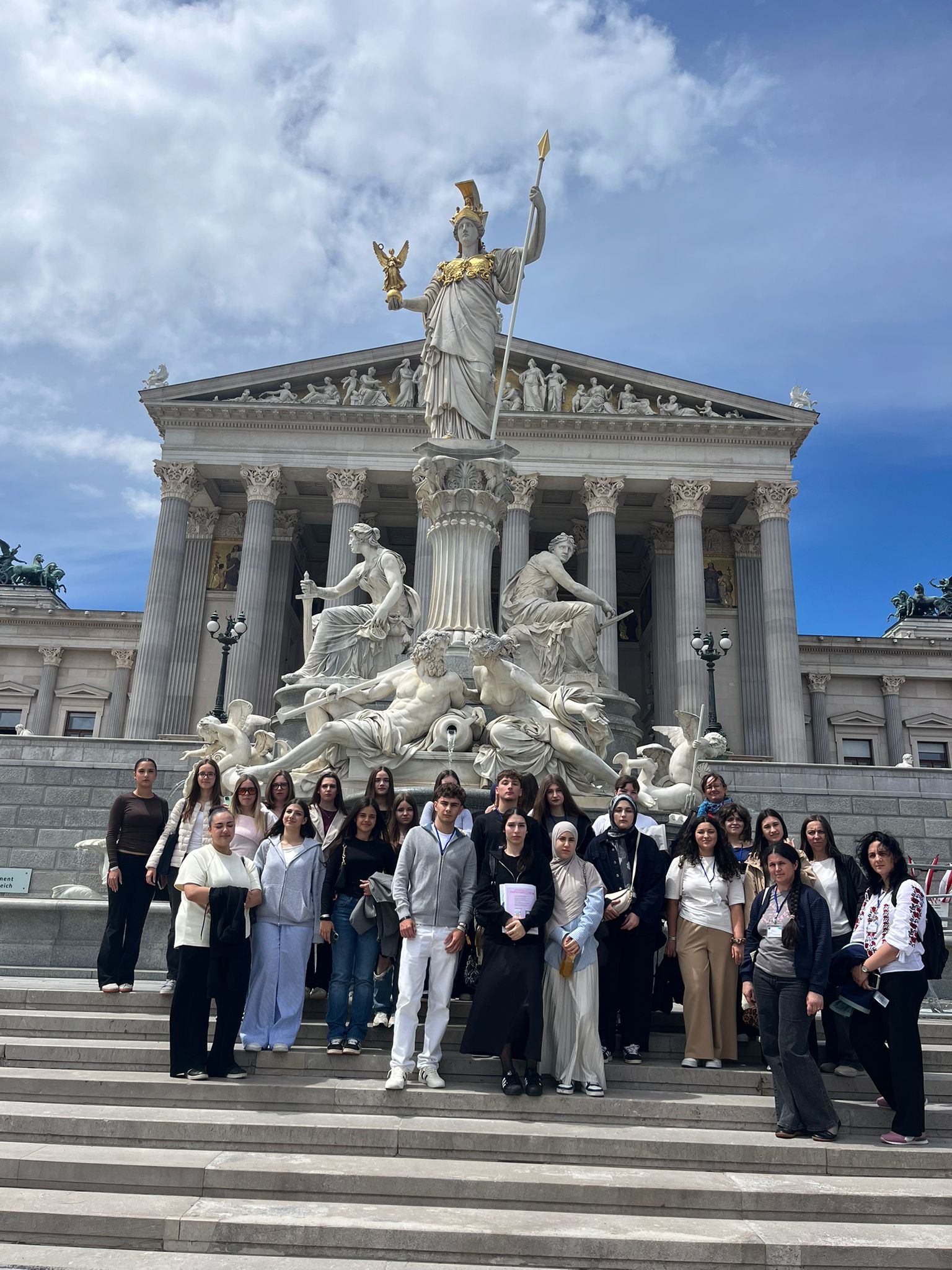 Die HLW 10 im Parlament