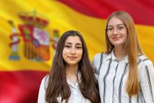 Afaf Alzayat und Gloria Göttinger beim Landes-Fremdsprachenwettbewerb